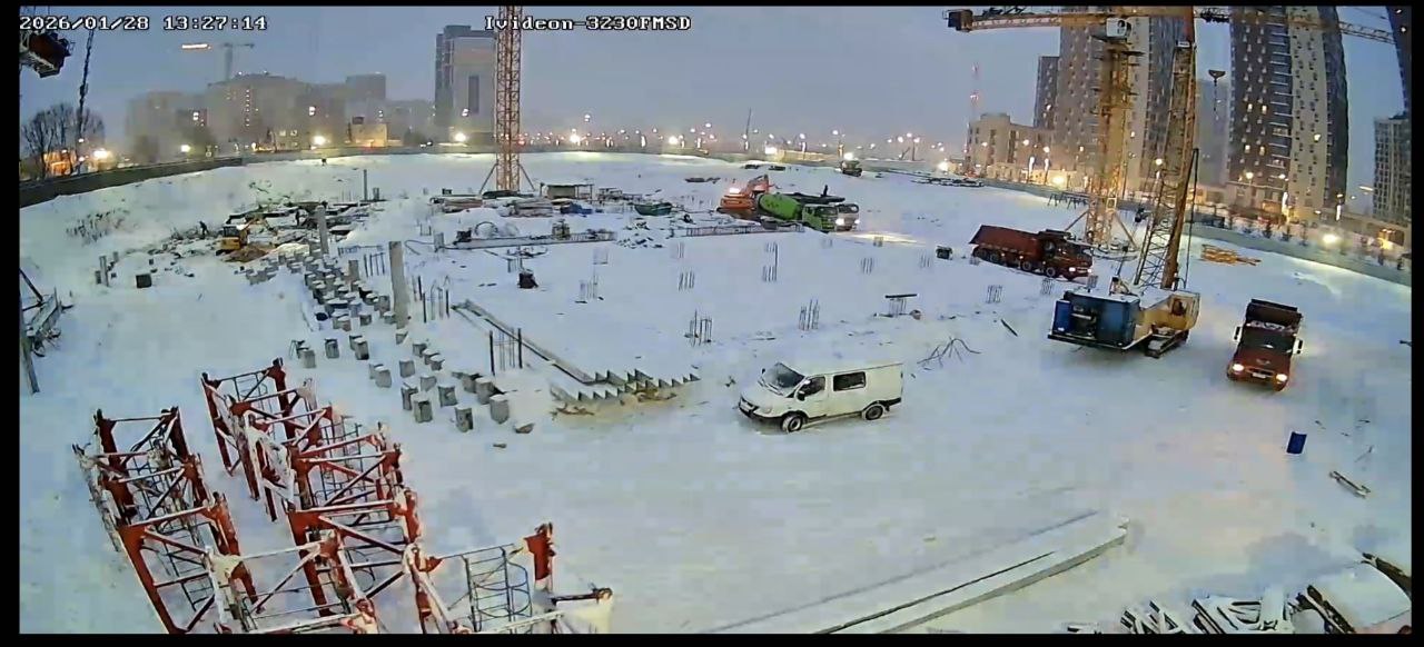 Установка камеры на строительной площадке